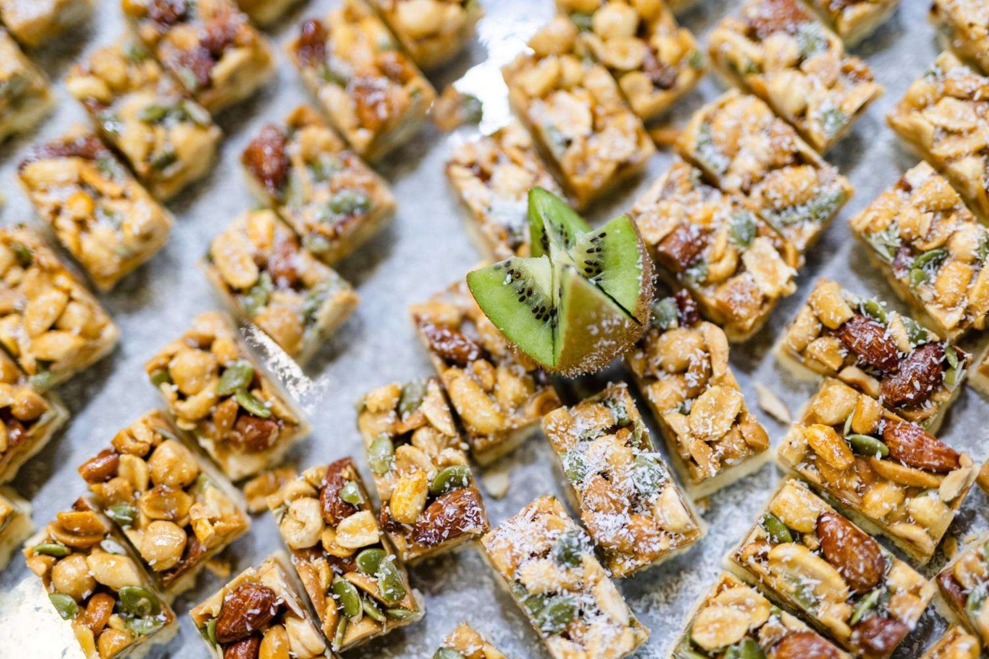 David Dead Sea Resort & Spa 에인 보켁 외부 사진 Rocky road