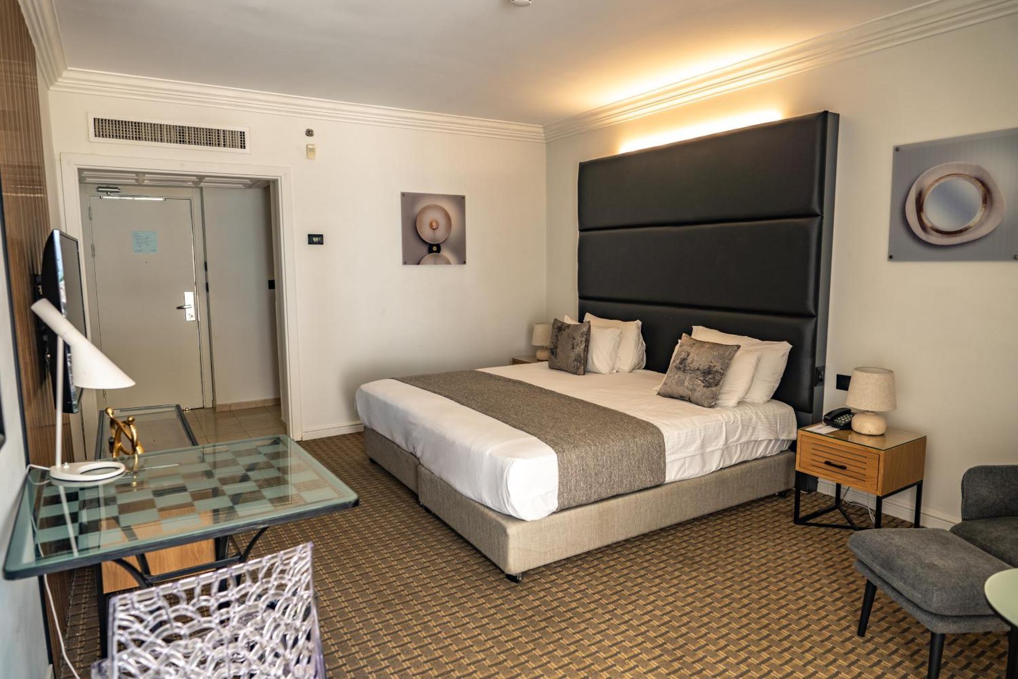 David Dead Sea Resort & Spa 에인 보켁 외부 사진 A room at the hotel