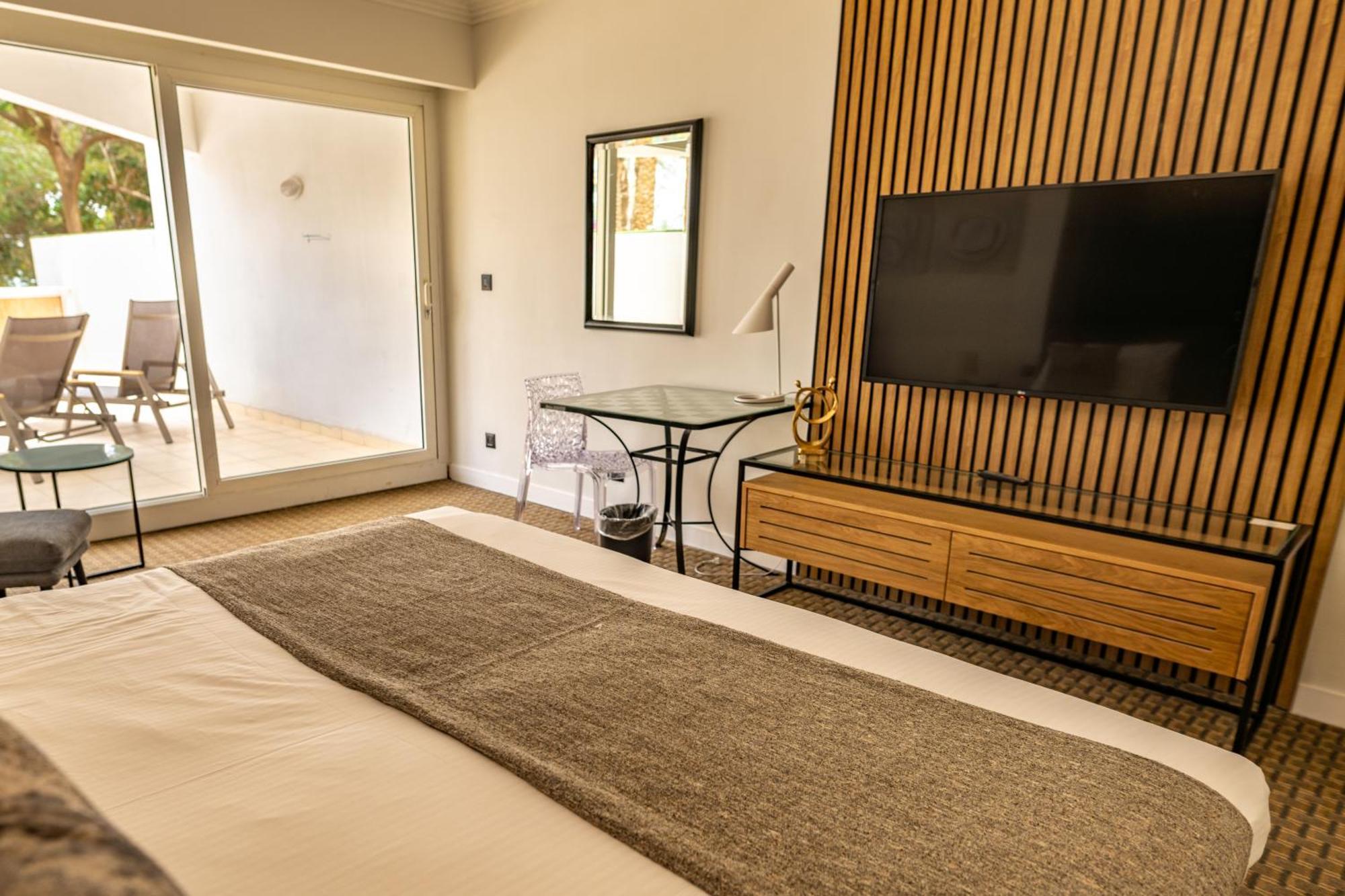 David Dead Sea Resort & Spa 에인 보켁 외부 사진 A room at the hotel