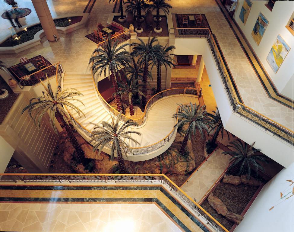 David Dead Sea Resort & Spa 에인 보켁 외부 사진 Interior of the hotel